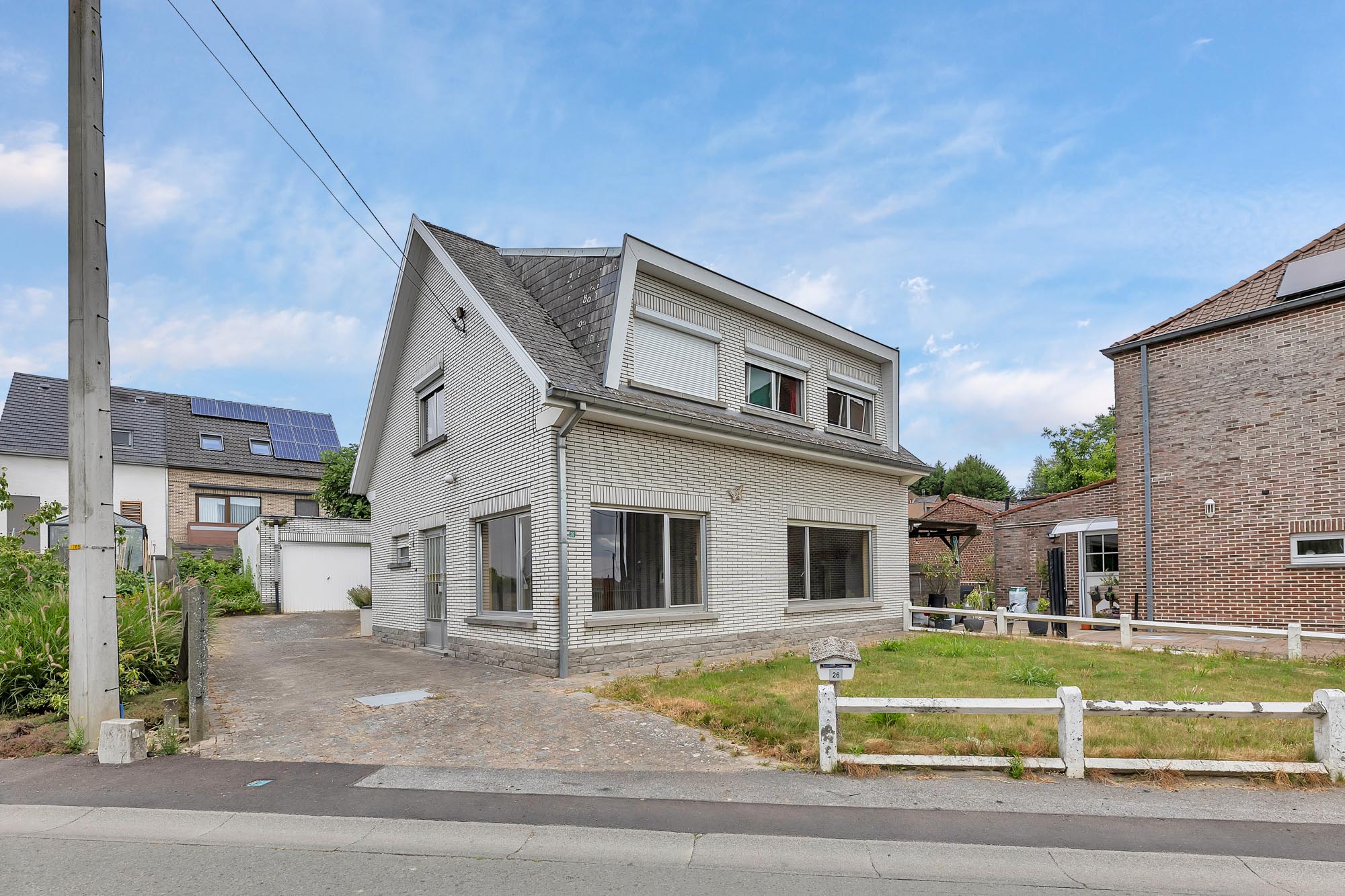 House for sale in Roosdaal