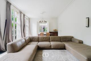 SIGN UP FOR THE FIRST VISIT MOMENT OF MONDAY 8 JUNE VIA OUR WEBSITE!Are you looking for a characterful gentleman's residence with a unique city...