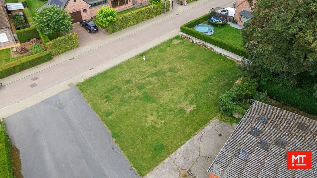 Rustig gelegen alleenstaande nieuwbouwwoning (gelijkvloers) met 2 slaapkamers en zonnige tuin in Passendale. - foto 5