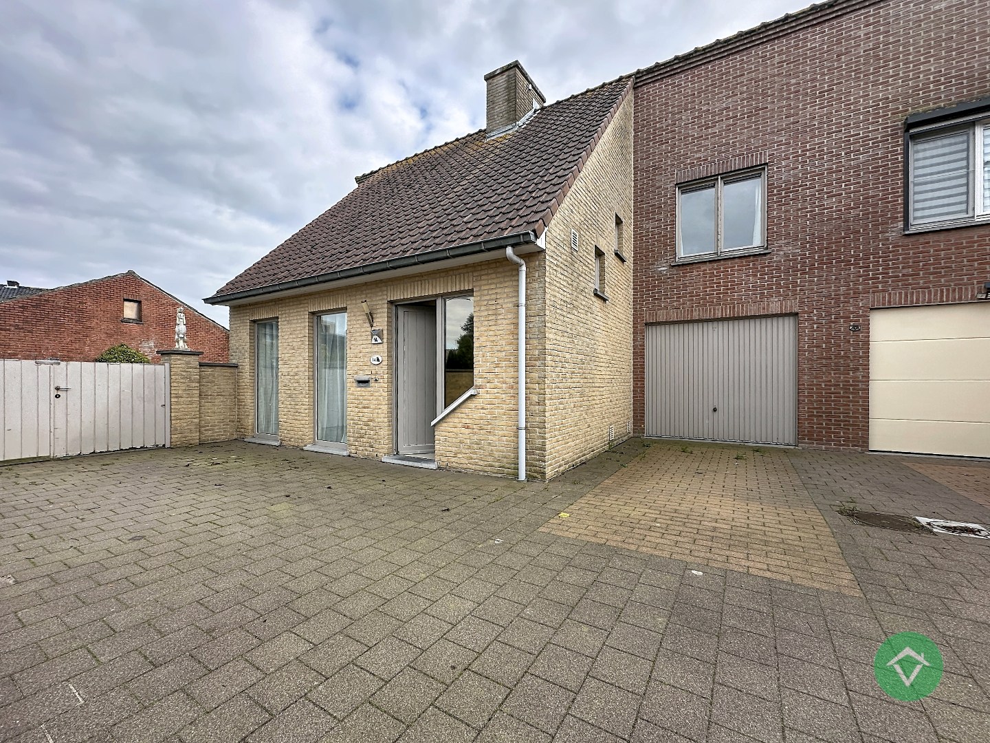 Statige gezinswoning met zonnige tuin, drie slaapkamers en topligging in Leke - foto 2