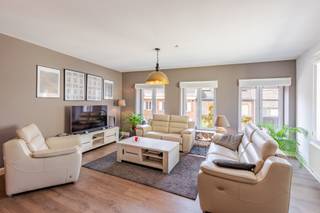 LiggingDit prachtig instapklare appartement maakt deel uit van het voormalige klooster van Wachtebeke, een uniek historisch gebouw dat met respect...