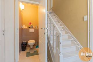 EERSTE KIJKDAG ZON. 26/04/2026 - 10U (op afspraak 053/60.65.60.)DENDERLEEUW - Deze woning biedt een mooie combinatie van ruimte, mogelijkheden en een...