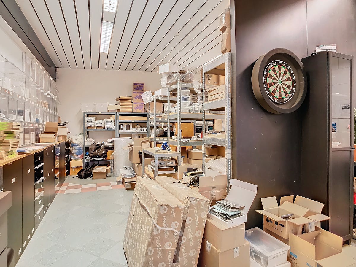 Immobilier d'investissement : propriété commerciale dans un emplacement commercial - photo 5