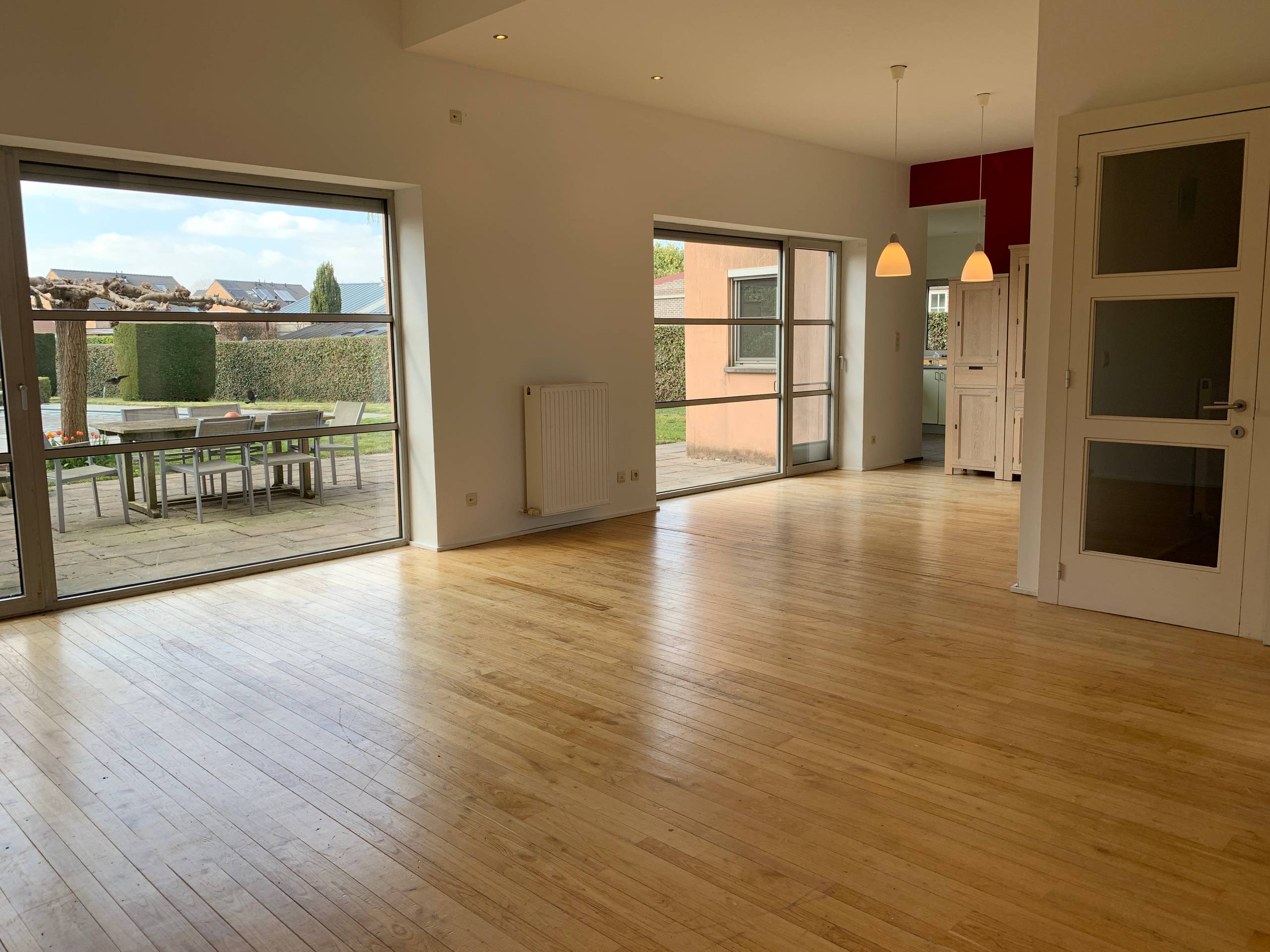 Unieke woning op toplocatie aan het water te Bree - foto 2