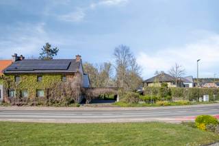 Découvrez cette maison à trois façades située dans un emplacement de choix à Vaalbeek (Oud-Heverlee), une commune verdoyante idéalement située...