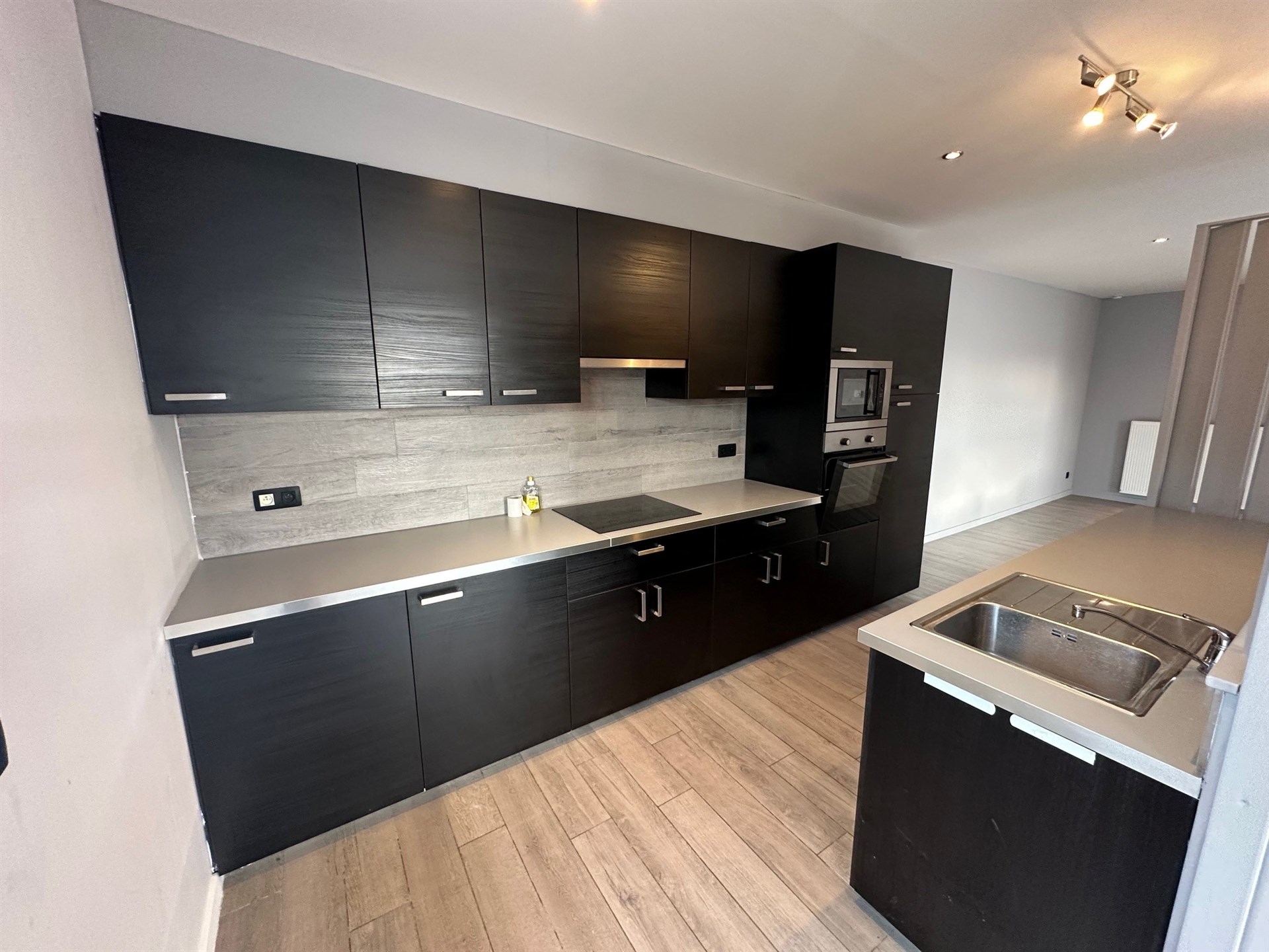 Bureel- of opslagruimte in tweede lijn met vlotte bereikbaarheid - foto 5