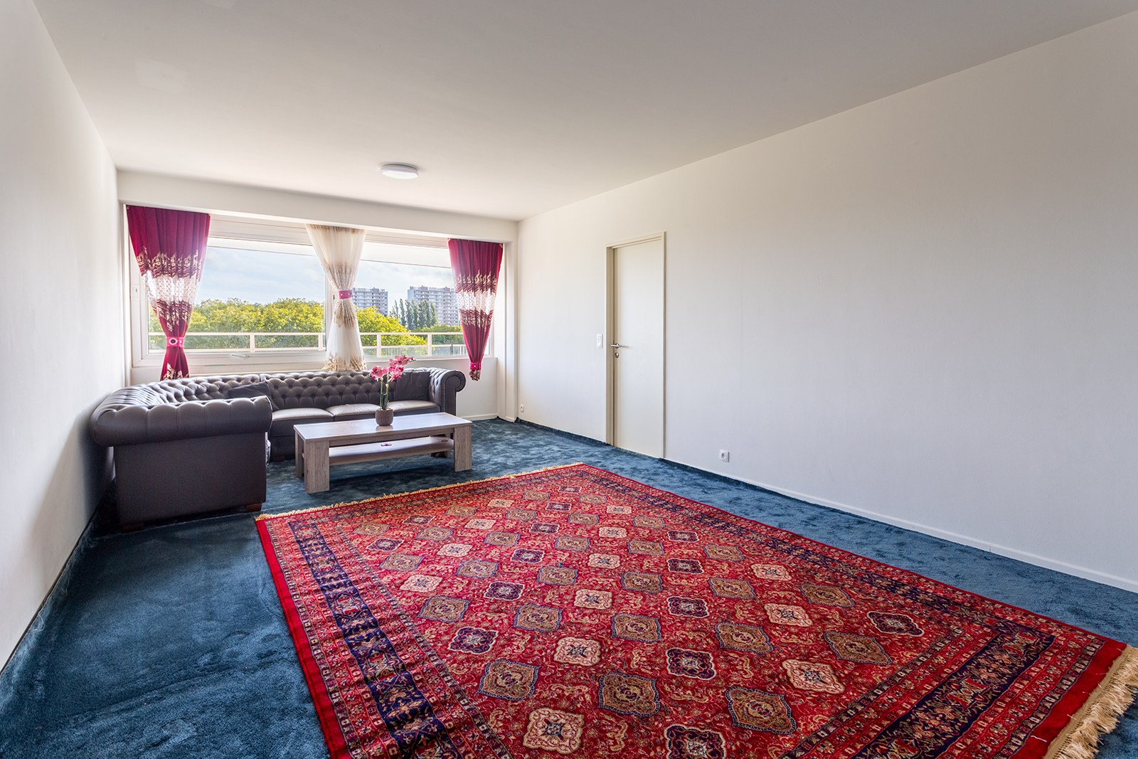 Instapklaar 3-slaapkamerappartement op de 5e verdieping met zuidgericht terras - foto 5