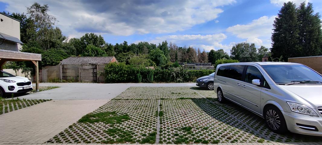 Parkeerplaatsen in het centrum van Mol. Meer info via onze kantoren of via 014/72.73.74. - foto 2