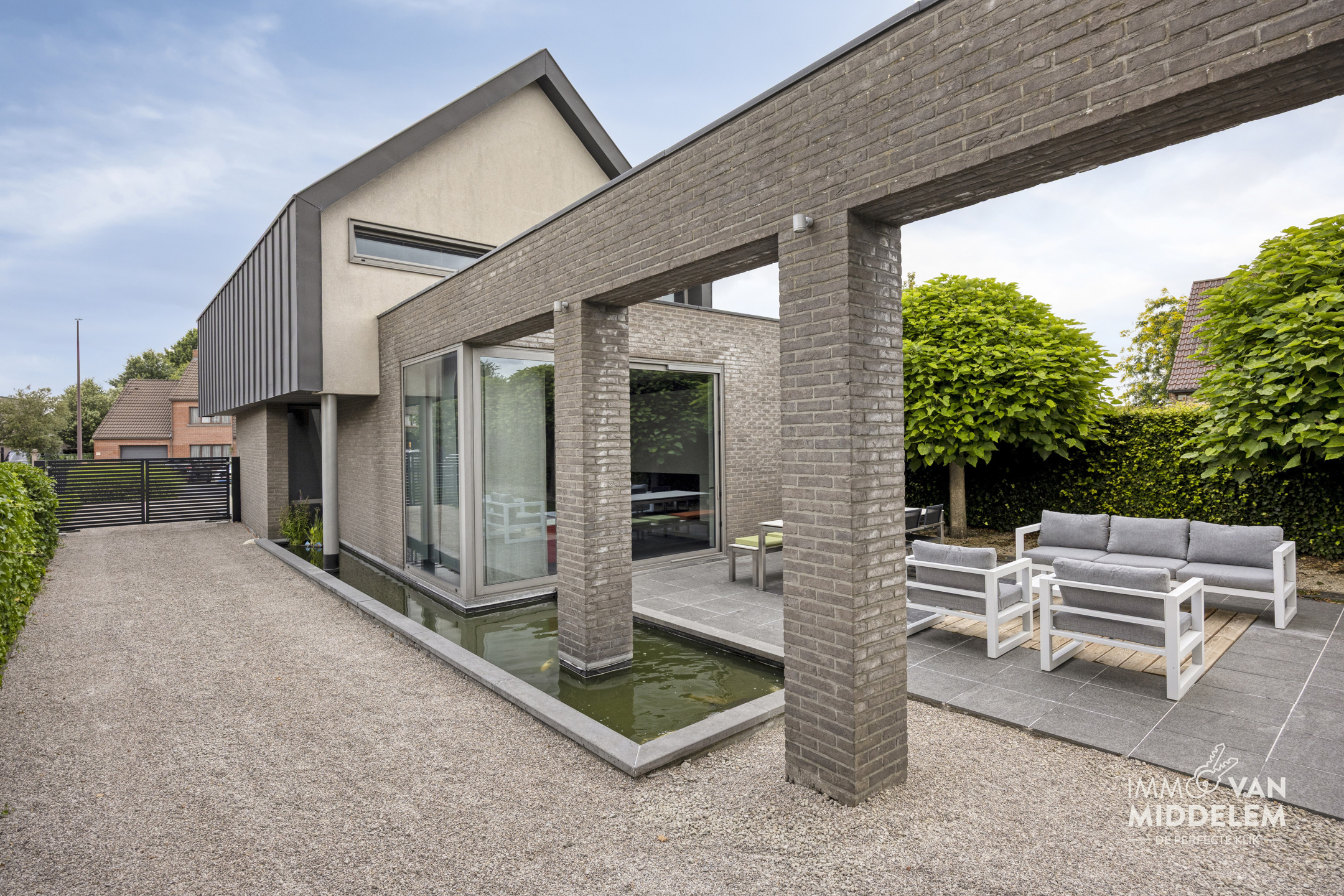 MODERNE, ENERGIEZUINIGE WONING MET 3 KAMERS EN MOOIE TUIN - foto 2