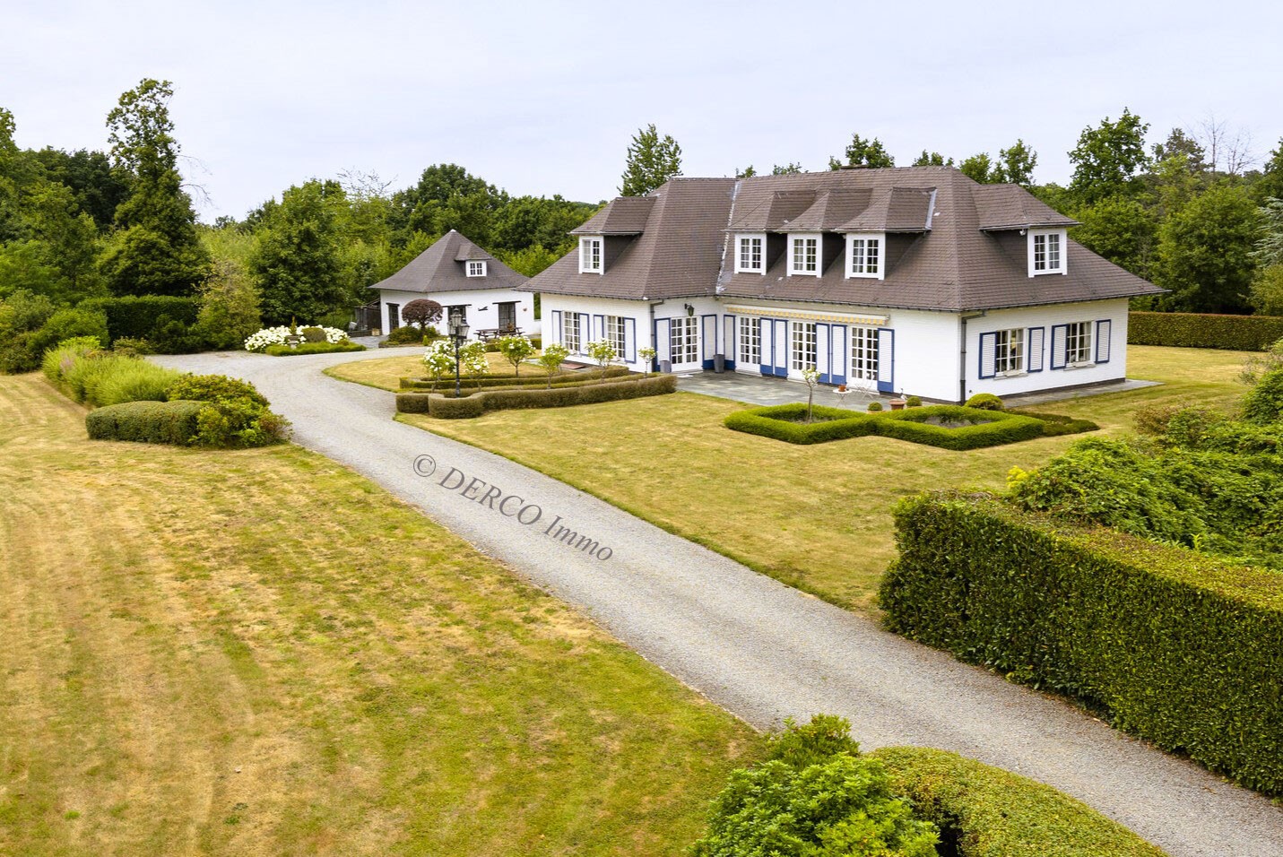 discreet achterin gelegen villa, uitzonderlijk rustig op 6,10 hectare - foto 2