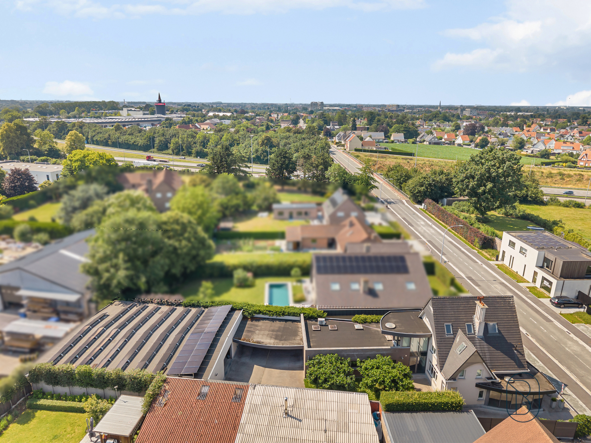 Commercieel gelegen kantoor/praktijk + woonst met atelier - foto 5