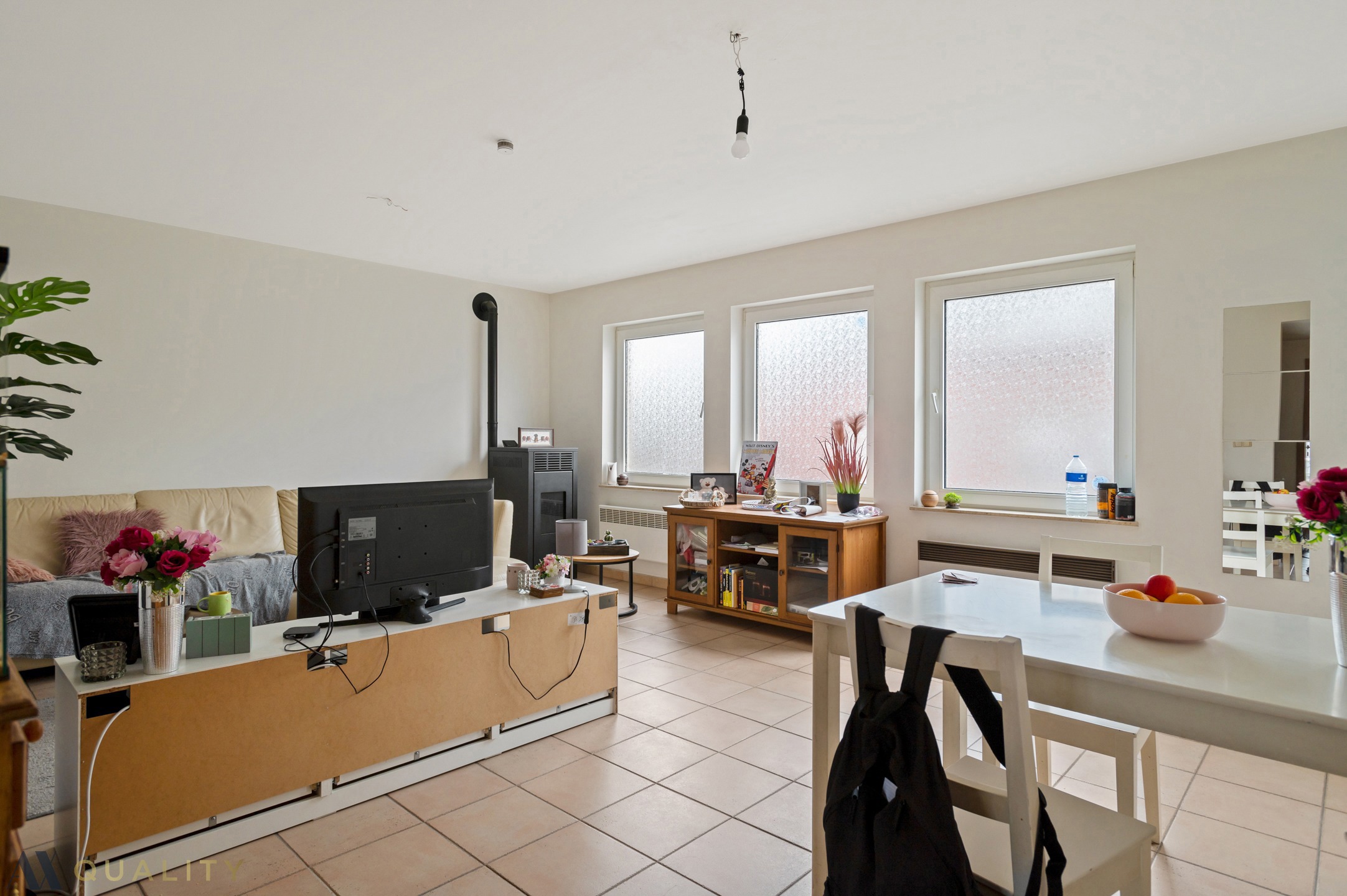 Centraal gelegen opbrengstgebouw met 2 appartementen (GLV met 1 slpk. en triplex met 3 slpk.) en 2 staanplaatsen - foto 3