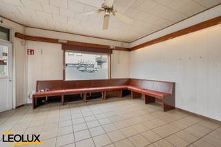 Commercial à vendre à Asse