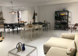 RUIME HANDELSRUIMTE MET UITSTEKENDE ZICHTBAARHEID TE HERENTALSBent u op zoek naar een veelzijdige commerciële ruimte op een toplocatie? Deze ruime...