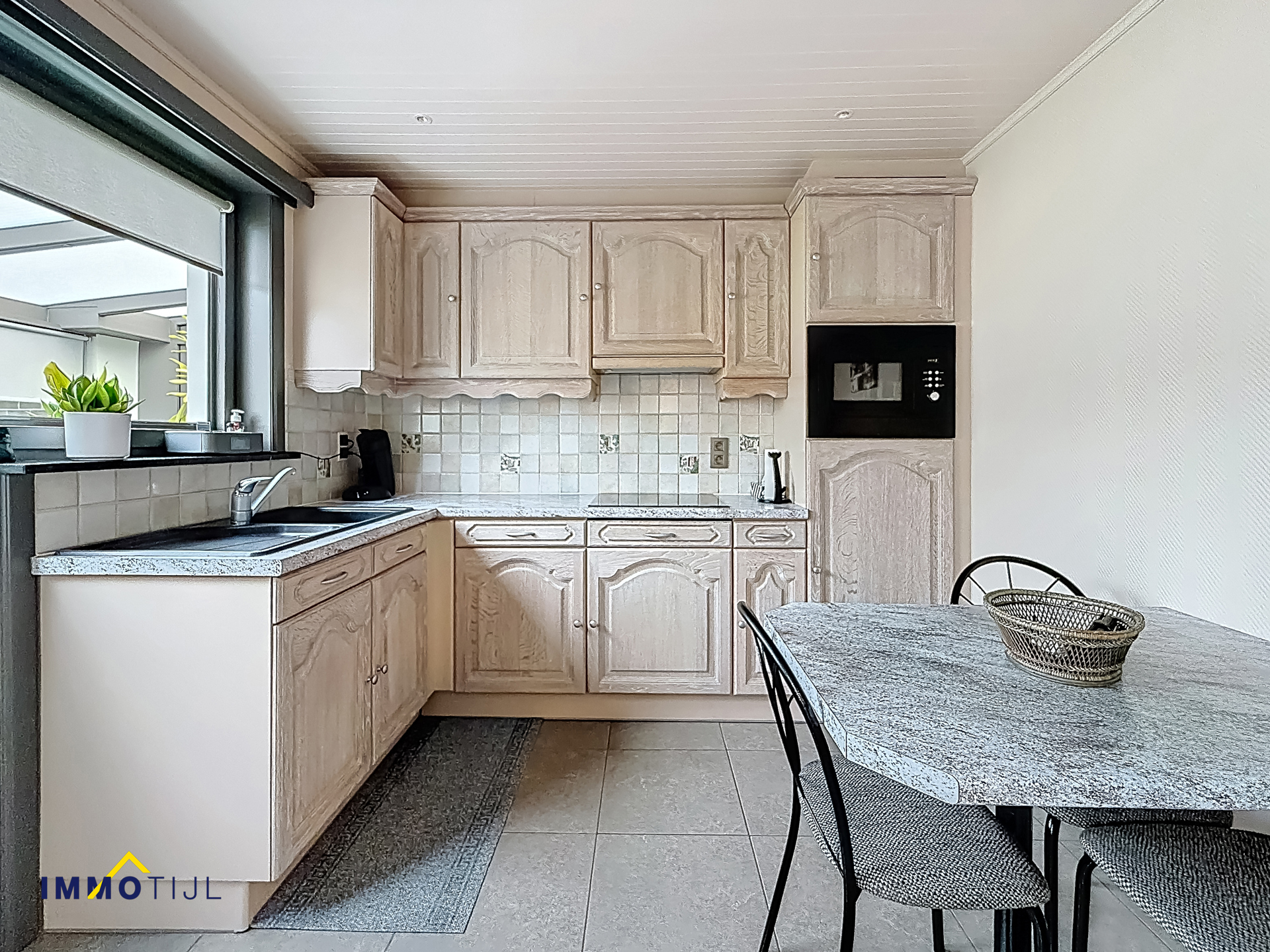 Prachtige bungalow met tuin en garage in rustige wijk! - foto 5