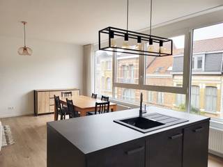 Uiterst aangenaam en volledig instapklaar gemeubeld appartement gelegen nabij Antwerpsestraat  grenzend aan Wilrijk en Berchem. Ca 90 m² bew...