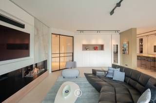 Superbly finished ground floor designer apartment, fully designed and realized by Cr33mers, in the historic city of Tongeren.The apartment is located...