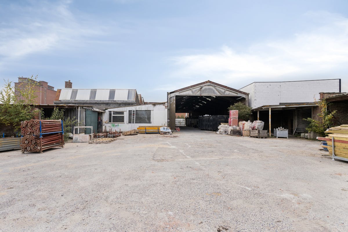 Magazijn met buitenopslag te huur in Roeselare - foto 5