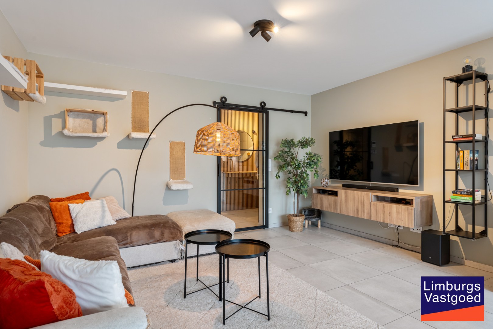 Gelijkvloers appartement (95m²), 2 slpk, ruim terras/tuin, autostaanplaats + kelderberging - foto 4