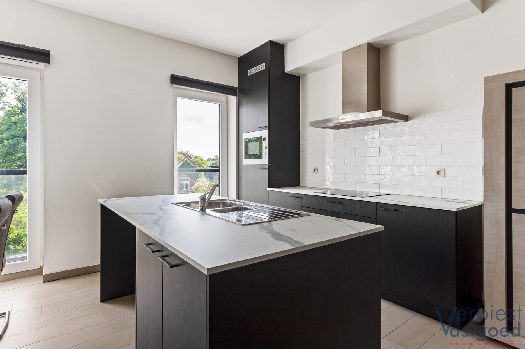 Luxueus en energiezuinig duplexappartement te huur in hartje Ekeren - foto 4