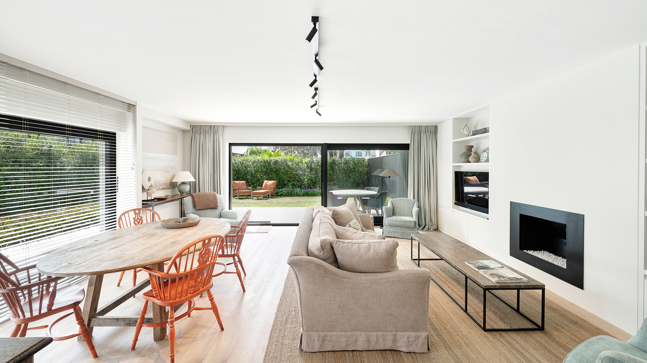 Exclusief hoekappartement met zonnige tuin in villaresidentie - foto 2