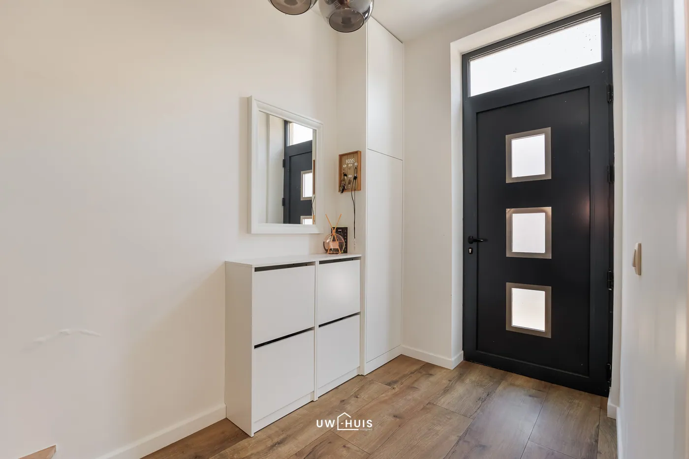 Immeuble commercial prêt à l'emploi avec grande maison et 6 chambres - photo 5