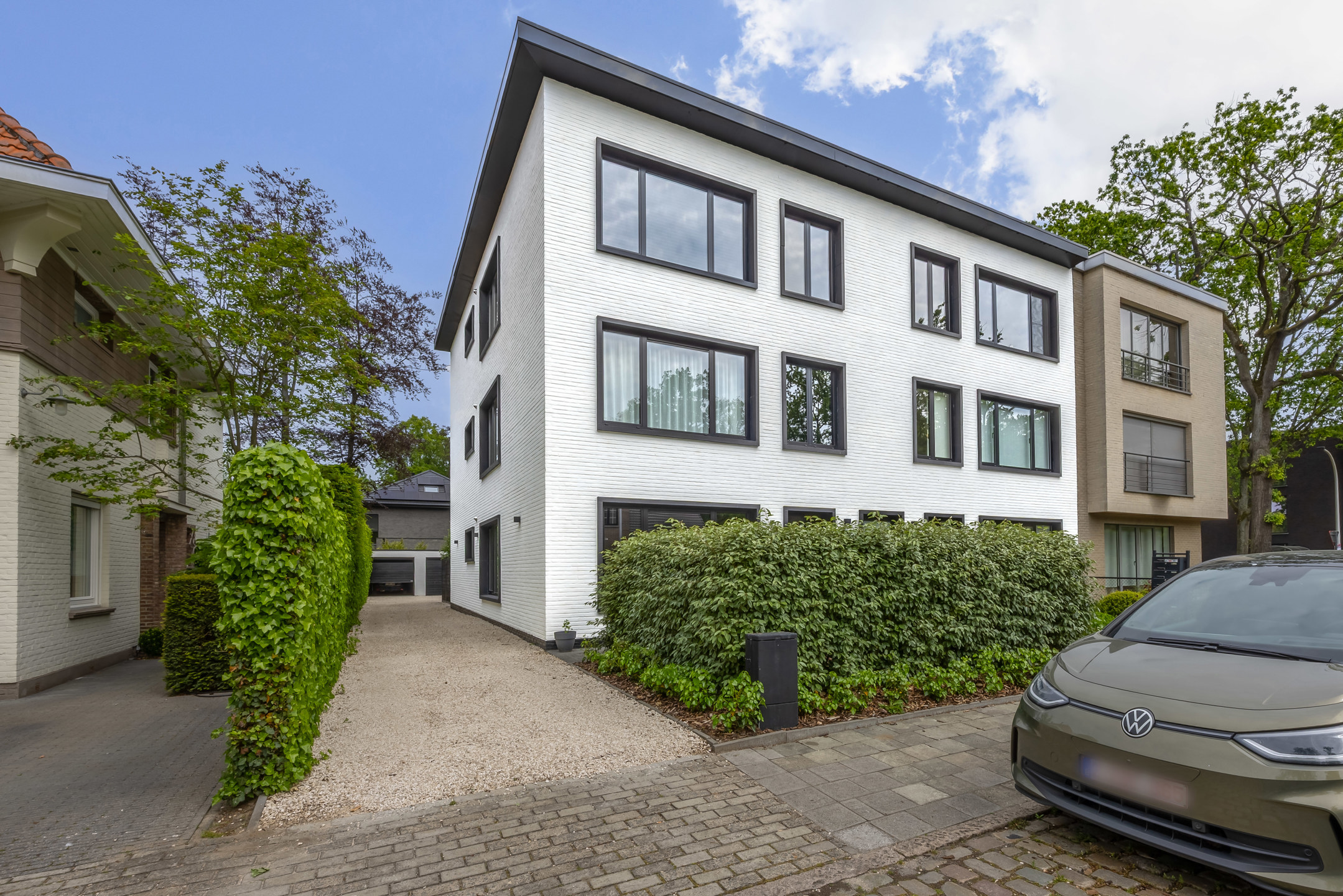 Apartment for sale in Brasschaat with 2 bedrooms - photo 2