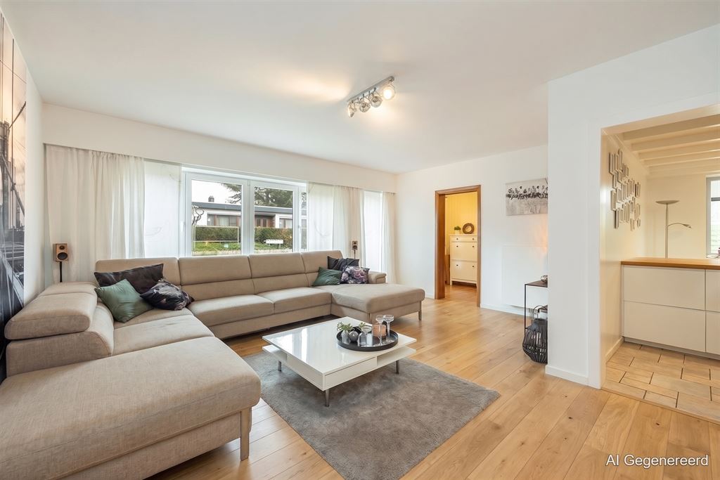 Woning met grote tuin op centrale locatie - foto 4