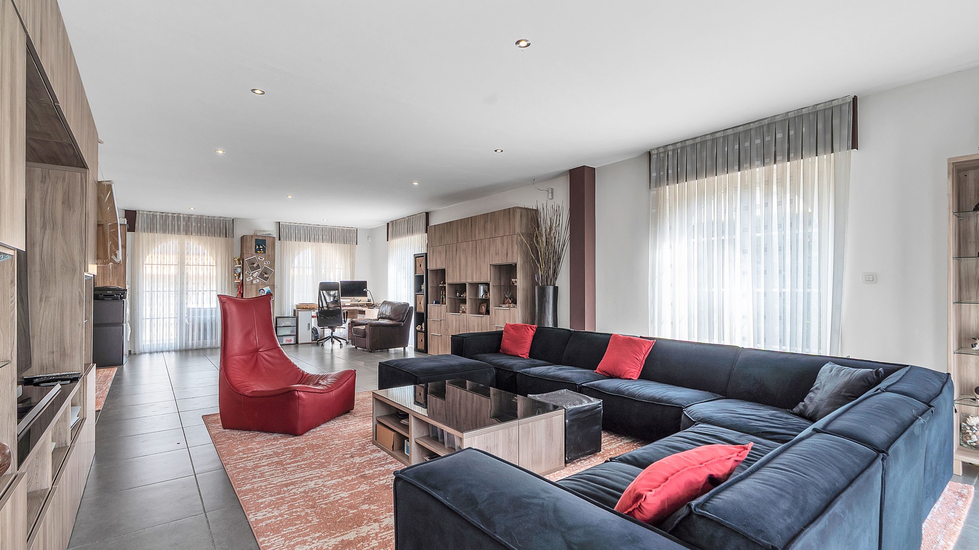 Maison à vendre à Leut avec 4 chambres - photo 4