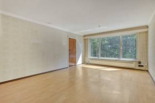 L'appartement que nous proposons à la vente ici à Wommelgem est situé dans la Draaiboomstraat 53, au deuxième étage. Surplombant la beauté...