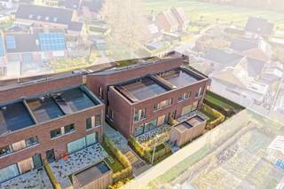 Op zoek naar een huis te koop in Westouter, midden in de rust van het West-Vlaamse Heuvelland? In het charmante Begoniapark ligt dit...