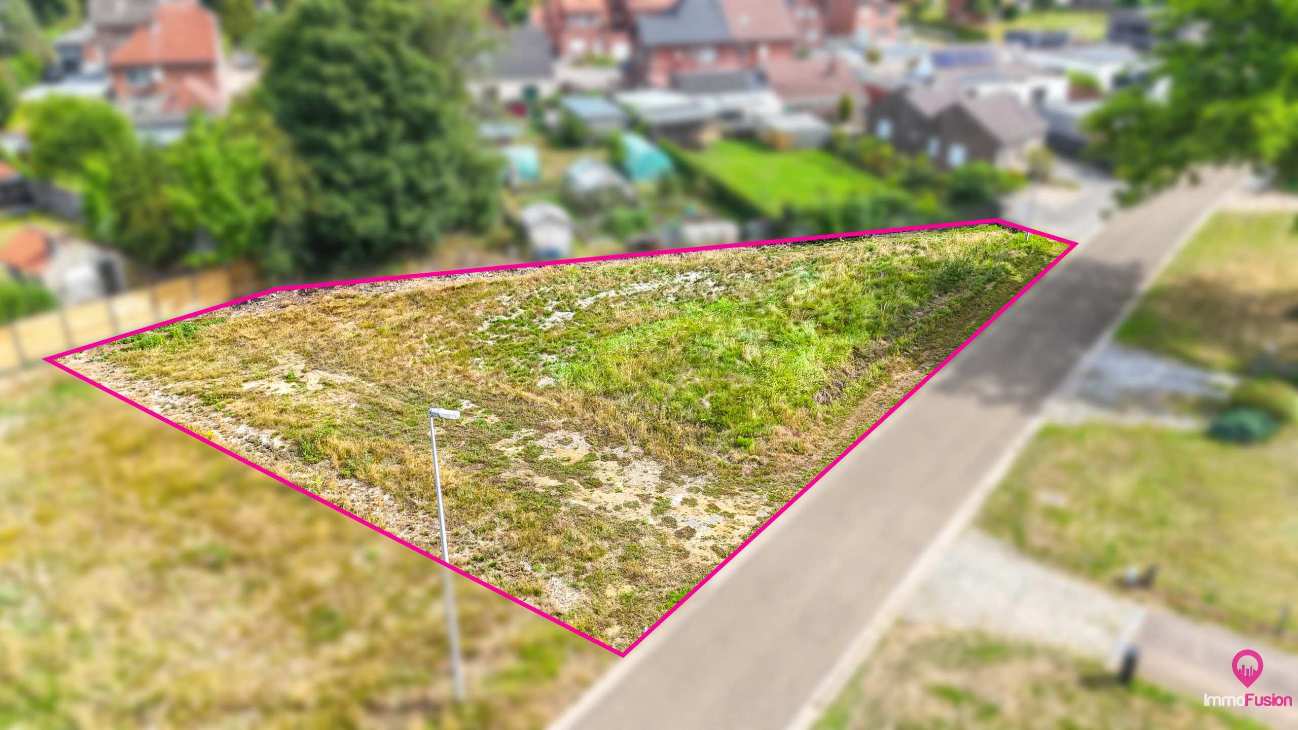 Perceel met uitzonderlijke breedte (40m) in groene omgeving! - foto 5