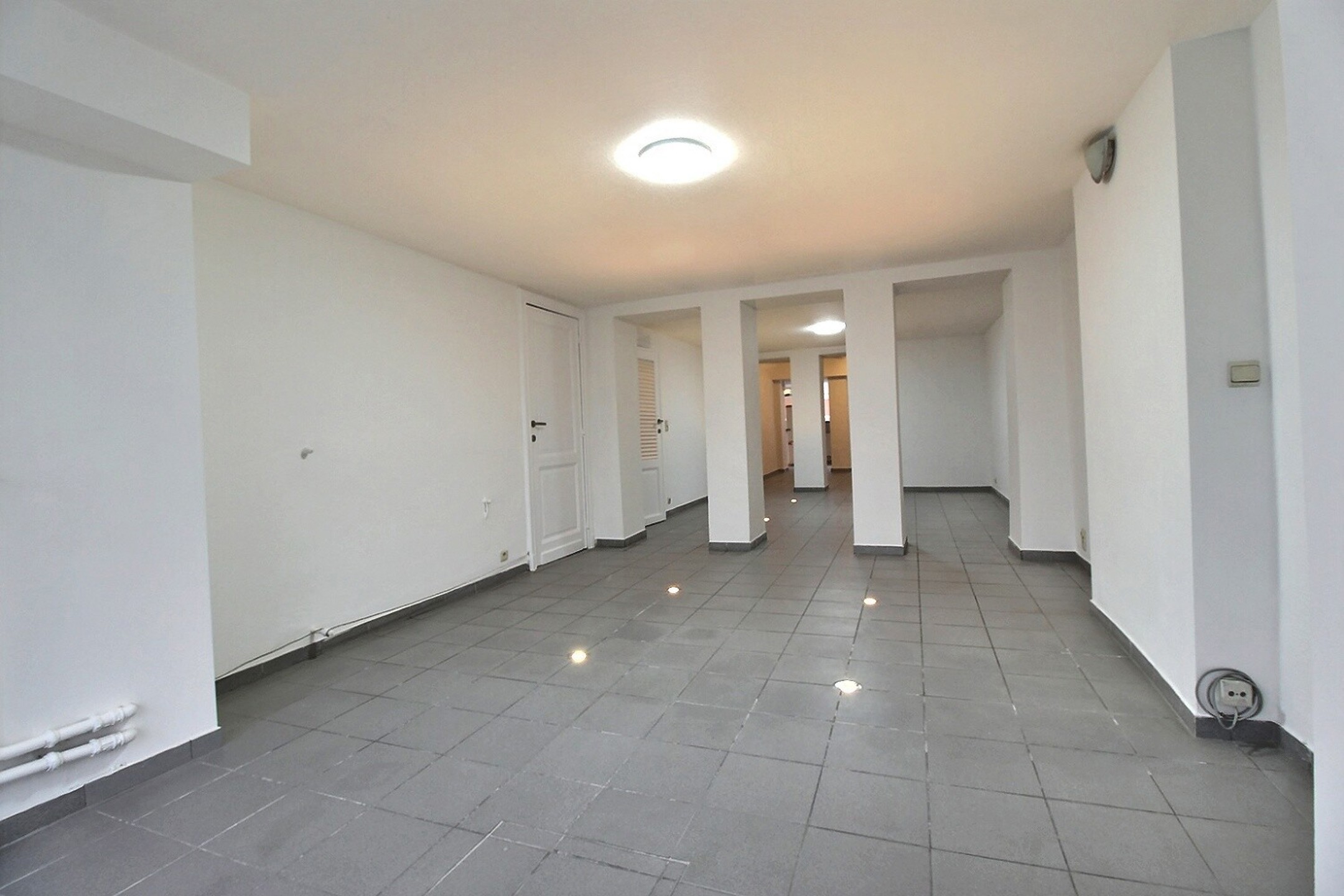 Appartement te huur in Etterbeek met 1 slaapkamer - foto 3