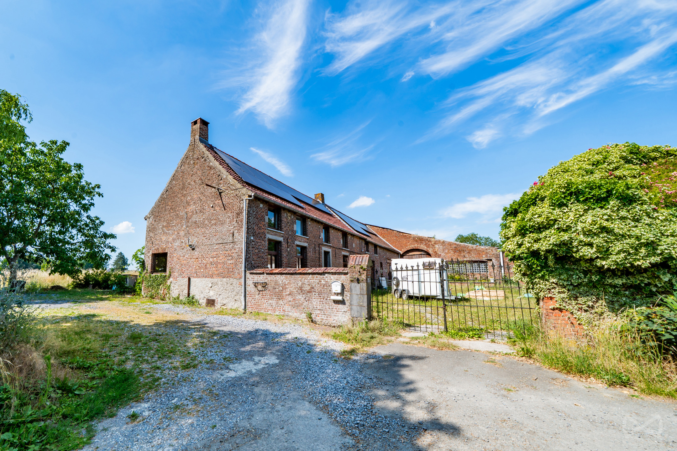 Huis te koop in Horrues met 4 slaapkamers - foto 2