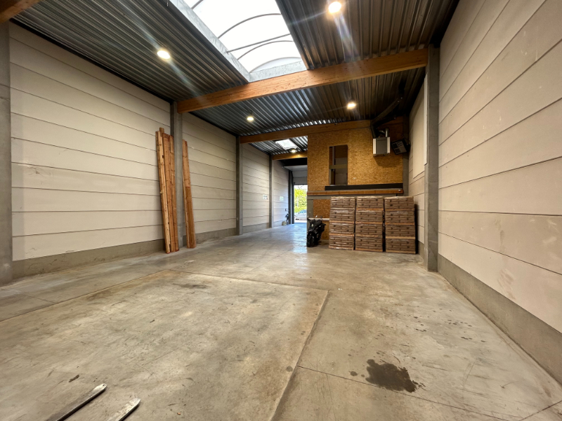 Instapklare KMO-unit met kantoren (±355 m²) op topligging - foto 4