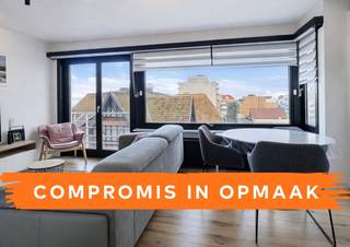 Dit instapklare en lichtrijke appartement geniet van een prachtig uitzicht op de pier van Nieuwpoort-Bad. Centraal gelegen op de zeedijk en op...