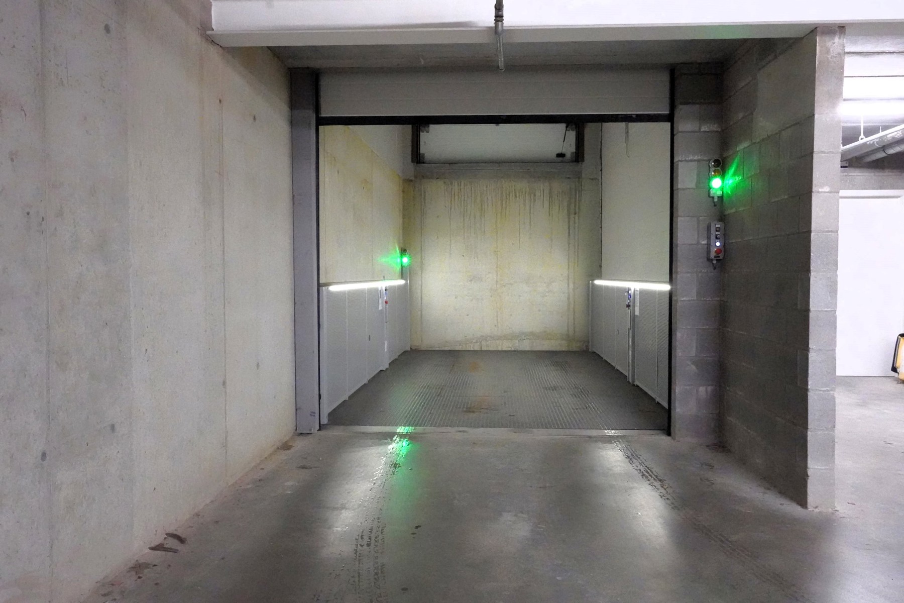 Garage for sale in Antwerp - photo 3