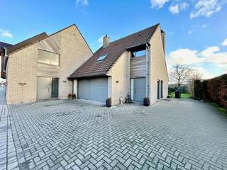 Commercial à vendre à Deerlijk