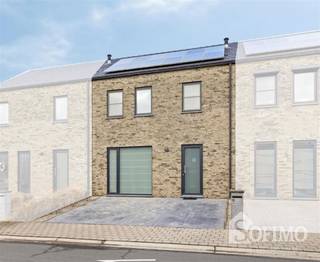 ENERGIEZUINIGE WONING IN RUSTIGE WOONWIJK TE RUMBEKE DEZE INSTAPKLARE WONING IN RUMBEKE COMBINEERT MODERNE LUXE MET DUURZAAMHEID, EN DAT ALLEMAAL IN...