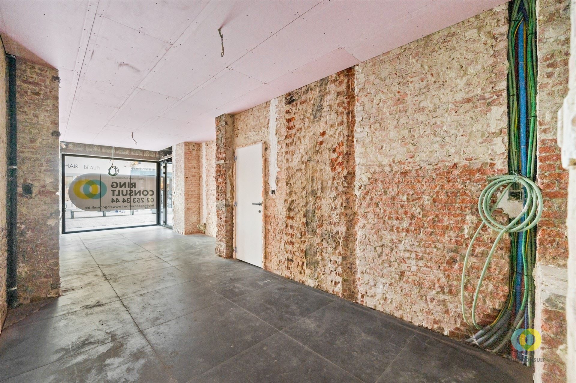 rez-de-chaussée commercial - rue commerçante - photo 3