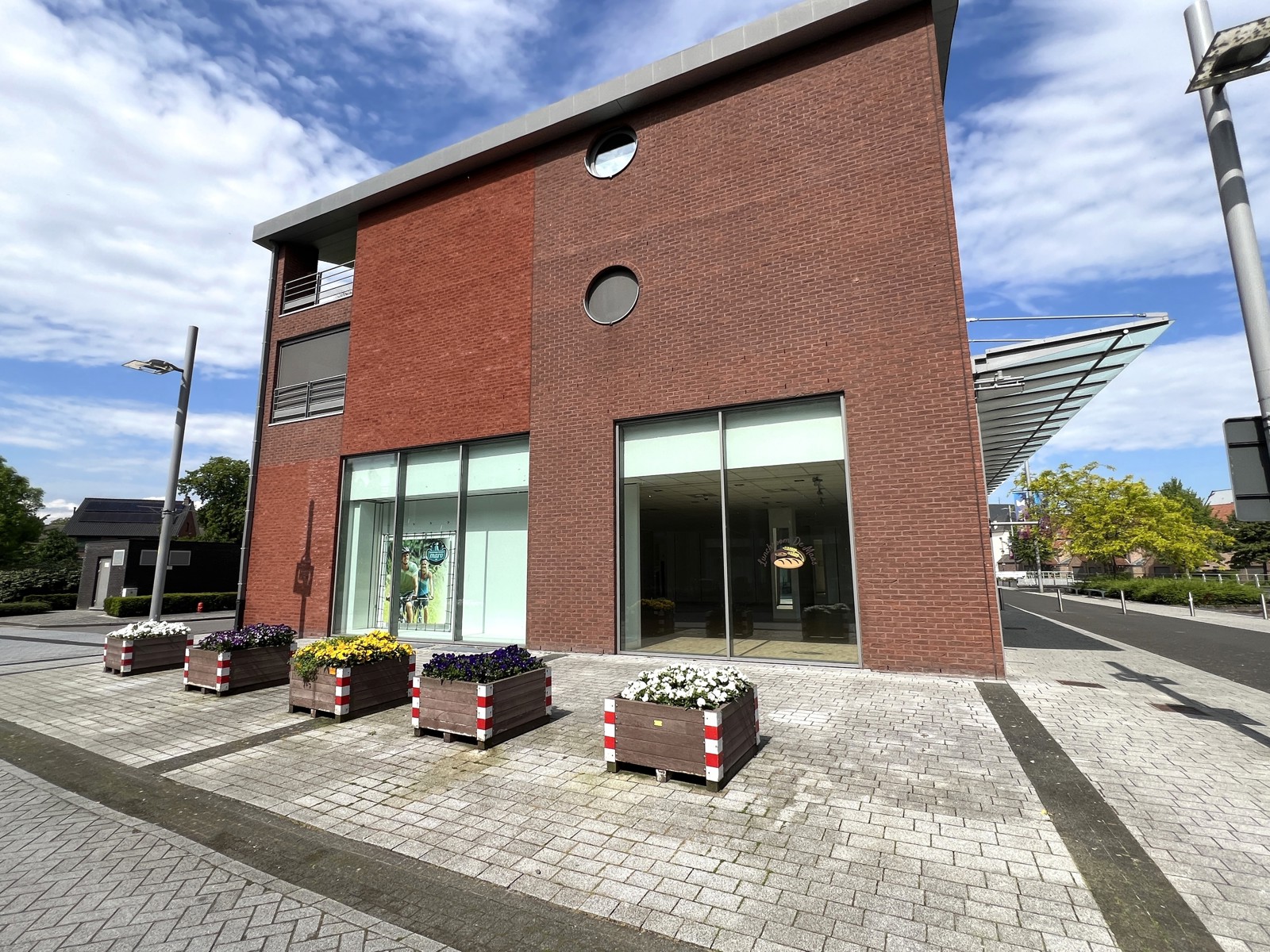 Commercieel te huur in Maaseik - foto 2