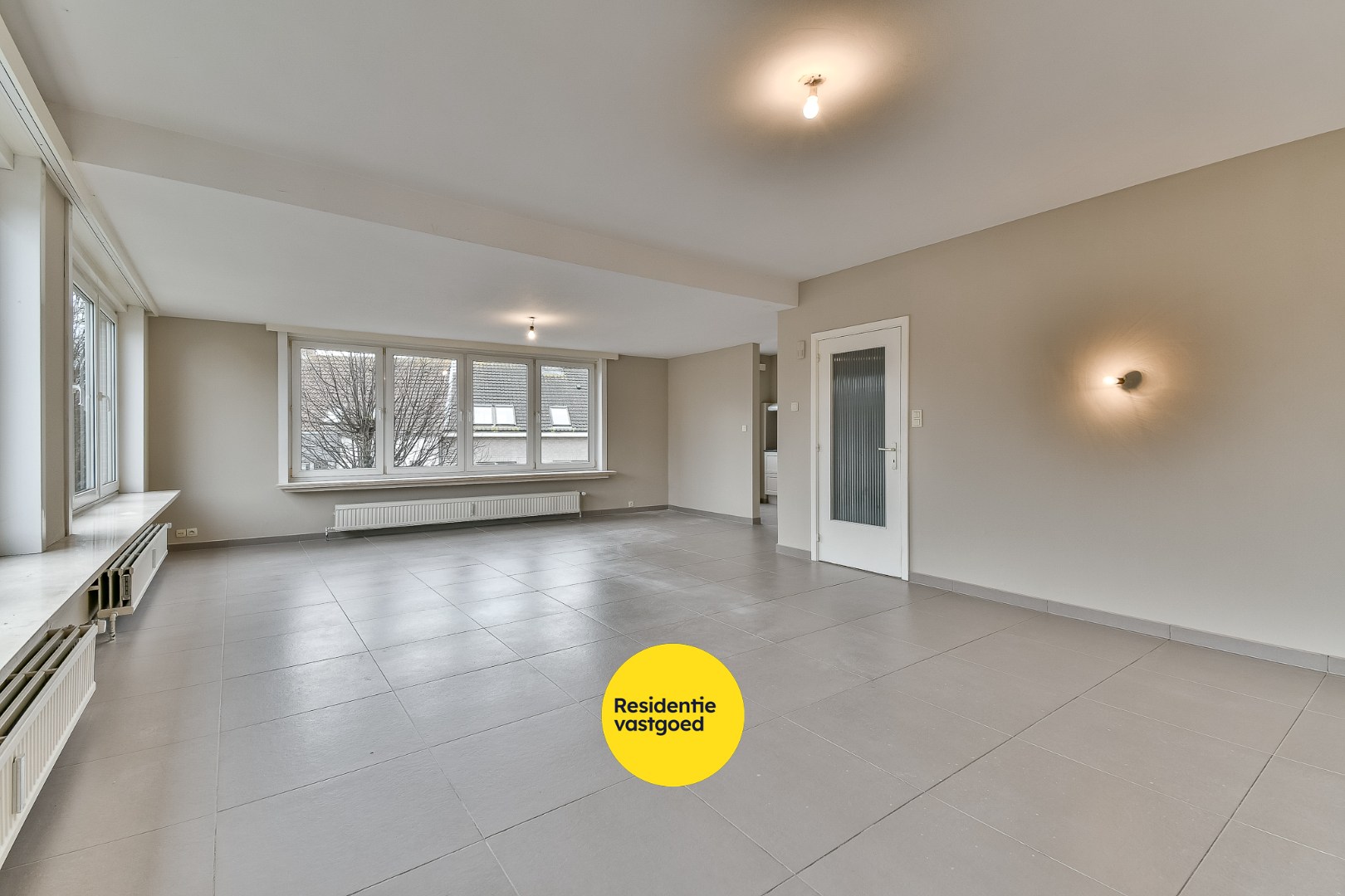 Appartement met 2 slaapkamers op de markt van Oudenburg met garage - foto 4