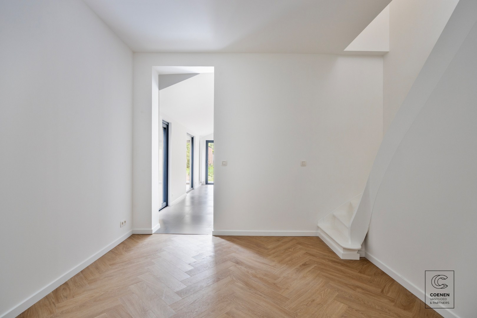 Prachtig, grondig gerenoveerde HOB met twee slaapkamers op een centrale ligging te Brasschaat! - foto 4