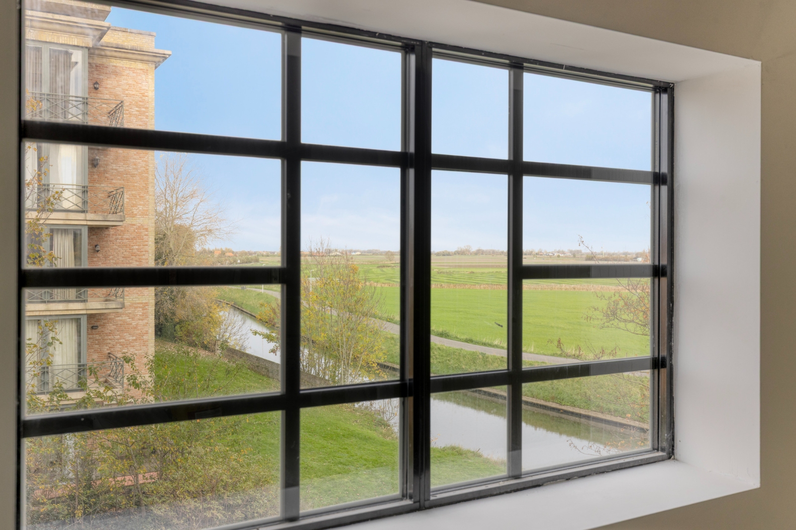 Bloemmolens, waar architectuur en karakter samenvloeien - foto 3