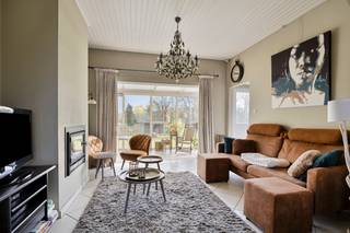 Deze open bebouwing in Holsbeek biedt een uitstekende kans voor wie op zoek is naar een woning die doorheen de jaren werd onderhouden en...