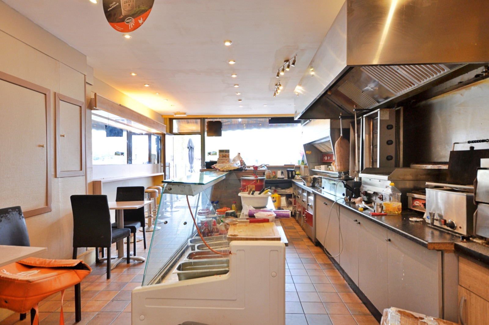 Uitstekend gelegen woon- en handelspand op de Grote Markt te Ronse - foto 4