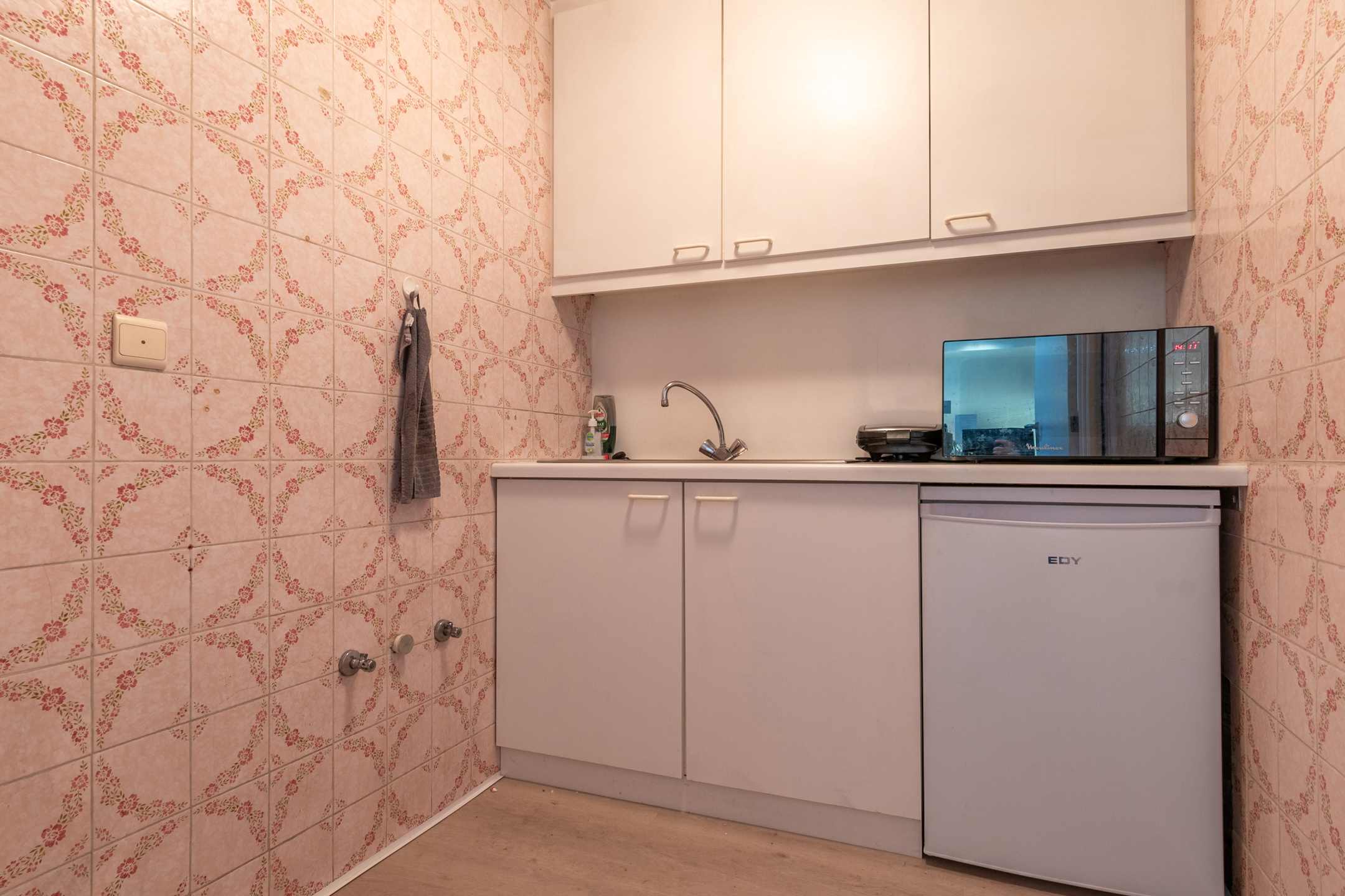 Ruim handelsgelijkvloers nabij het centrum - foto 5