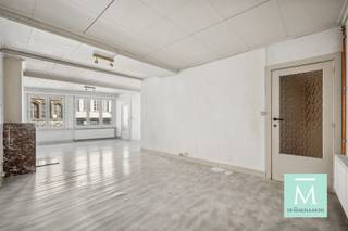 Ruim appartement met 2 slaapkamers gelegen in het hartje van Mechelen nabij de DijleDit charmant appartement is gelegen in een klein gebouw op de...