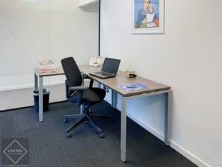 <p><strong>Op 1e of 2e verdieping in modern gebouw op het bedrijvenpark te Kortrijk!  6 - 8 - 12 - 24 - 35 m².</strong><br /><br /><strong>Met randaccomodatie</strong>: bemande receptie/onthaal, verschillende vergaderzalen, bijkomende open werkplaatsen, sanitaire voorzieningen, keuken met vaatwas en koffiemachine, terras met uizicht op een groene ruimte ...</p>

<p><br /><u><strong>AFWERKING</strong></u>: Vloer in parket en vasttapijt, hogerendementsbeglazing met aluminium schrijnwerk, verlaagd plafond.</p>

<p><br /><u><strong>NUTSVOORZIENINGEN</strong></u>: elektriciteit, stadswater, airco (warm/koud), ventilatiesysteem, internet (bekabeld en wifi) en telefonie.</p>

<p><br /><u><strong>LIGGING</strong></u>: nabij de R8, de ring rond Kortrijk, met aansluitingen op de E17 richting Rijsel-Gent-Antwerpen en de E403 richting Doornik-Brugge!<br /> </p>

<p><u><strong>ALL-IN PRIJS - INBEGREPEN</strong></u>:<br />- huur met 24/24 en 7/7 toegang (individueel afsluitbaar)<br />- meubilair incl IP-telefoontoestel<br />- telefoonabonnement met eigen lokaal nummer<br />- elektriciteit, water en gebruik airco + verwarming<br />- afvalverwerking<br />- blokpolis / brandverzekering<br />- syndickosten<br />- onroerende voorheffing<br />- internetverbinding<br />- gebruik en onderhoud van sanitaire voorzieningen<br /><br /><span><span>- Coworking vanaf €169,-/maand</span></span></p>
<span><span>- Kantoorruimte 1p vanaf €300,-/maand</span></span><br /><span><span>- Kantoorruimte 2p vanaf €431,-/maand</span></span><br /><span><span>- Kantoorruimte 3p vanaf €811,-/maand</span></span><br /><span><span>- Kantoorruimte 4p-6p vanaf €1.489,-/maand<br />- Kantoorruimte 8p vanaf 2.959,-/maand</span></span>

<p> </p>

<p><u>* Bijkomende interessante informatie</u>:<br />- Flexibel contract op maat met mogelijkheid tot korte-termijnhuur (1u - 3 weken - 6 maanden - per jaar - ...). Contacteer ons voor een voorstel op maat!<br />- Zeer moderne faciliteiten &amp; technologie<br />- Receptiedienst iedere dag aanwezig <br />-<strong> BOX 13</strong><br />- Huurprijs is exclusief 21% btw<br />- Foto's zijn indicatief.<br />- Onze ref.: <strong>O0083</strong> op <strong><span>www.centro.be </span></strong>of contacteer ons op<span> <strong>050 70 01 02</strong>.</span></p>
