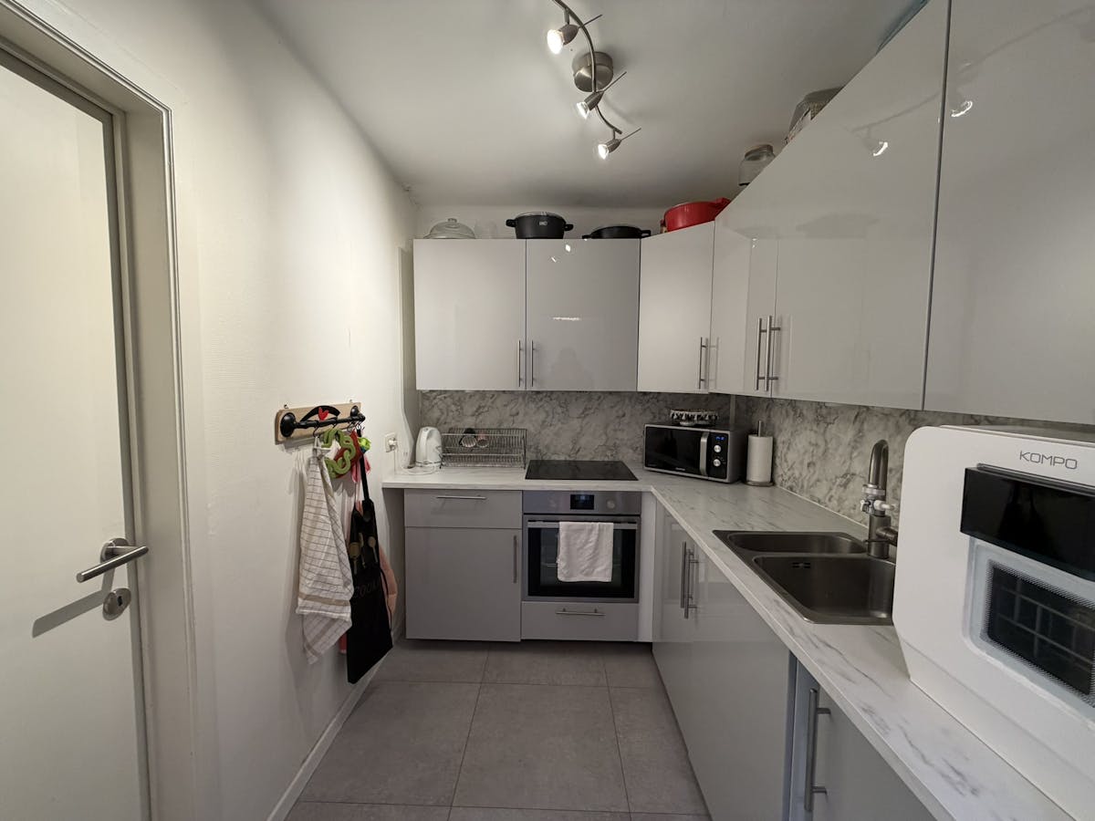 TE HUUR: Appartement gelegen in het centrum van Hasselt - foto 3